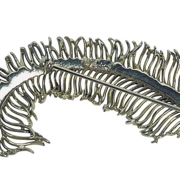 Vintage Gold Tone Feather Brooch (6073) - Picture 6 of 6